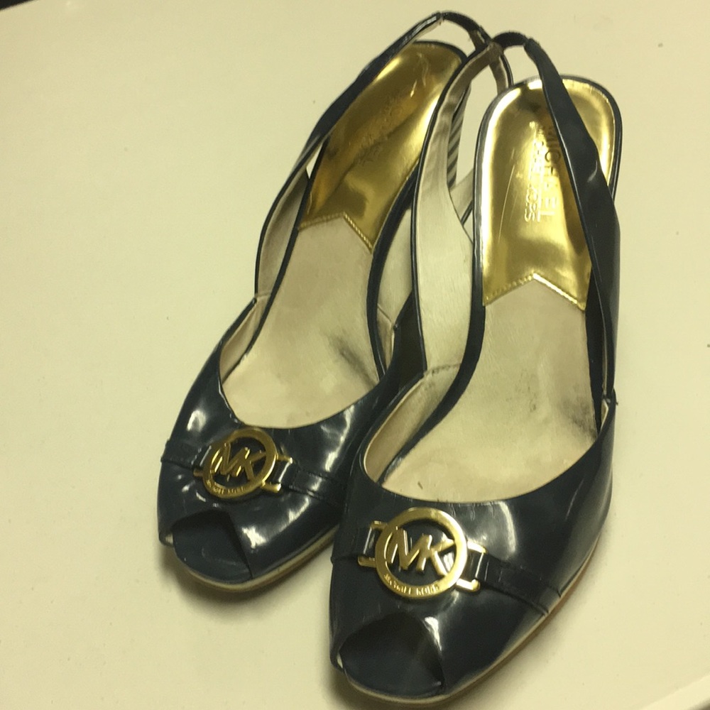 Navy Wedged slingbacks